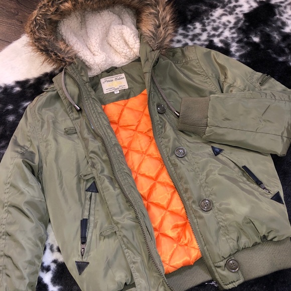 Jacket - Picture 2 of 4